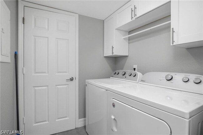 Building Photo - 773 Wiggins Lake Dr