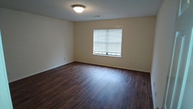 Building Photo - 705 Reston Dr