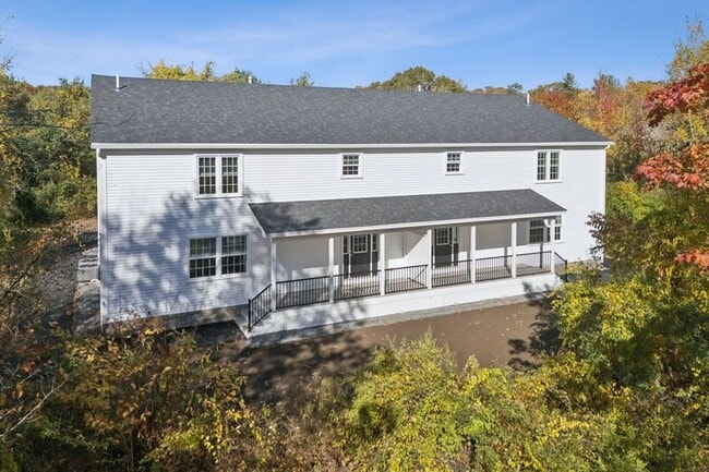 Primary Photo - 16 Blacksmith Rd