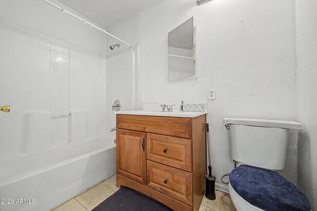 Building Photo - 2837 W Union Hills Dr
