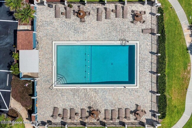 Building Photo - 175 Jimmy Buffett Mem Hwy