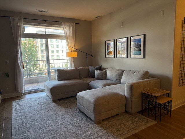 Space for large sectional - 1925 N Water St