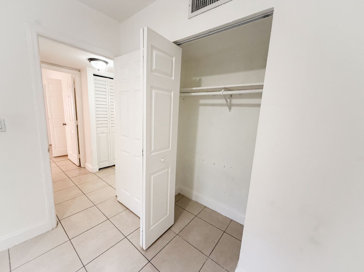 Building Photo - 7917 SW 104th St