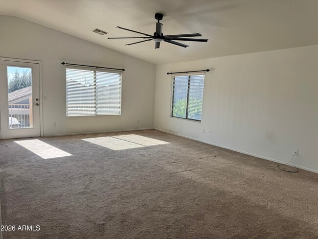 Building Photo - 1733 E Primera Dr