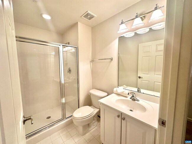Building Photo - 252 Millstream Dr