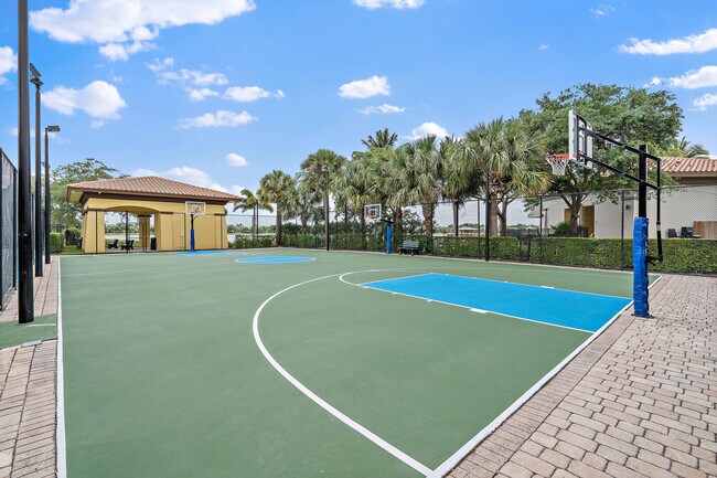 Building Photo - 956 Mill Creek Dr