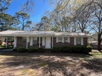 Building Photo - 203 Vienna Cir