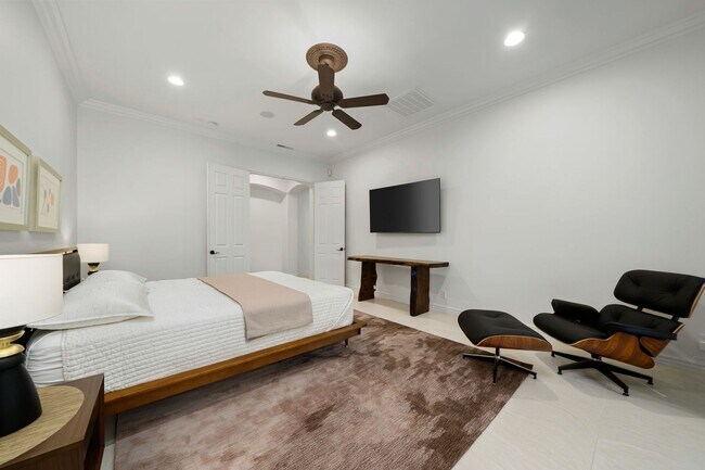 Building Photo - Villa Marbella Getaway w/ Pool & Spa
