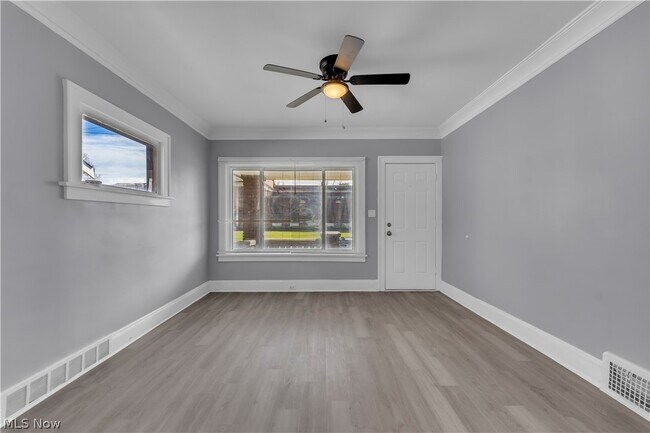 Building Photo - 10613 Sandusky Ave