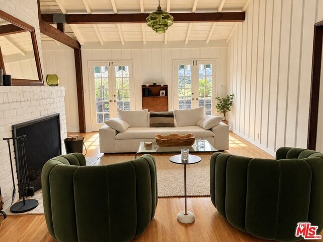 Building Photo - 2828 Laurel Canyon Pl