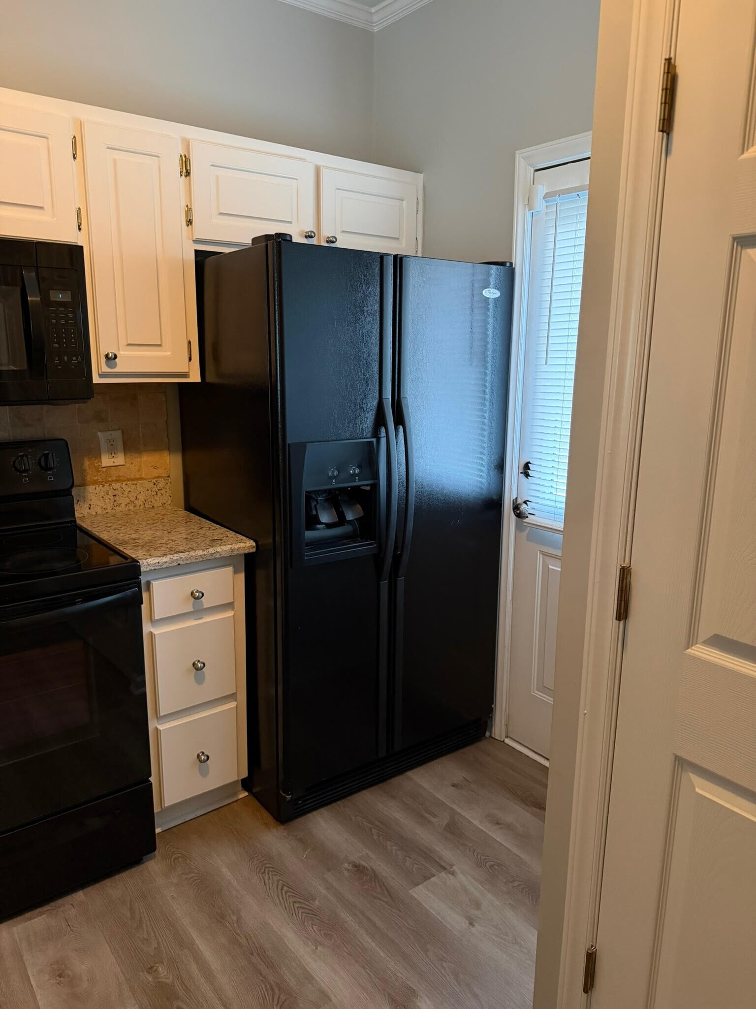 Building Photo - 19 Cheltenham Dr