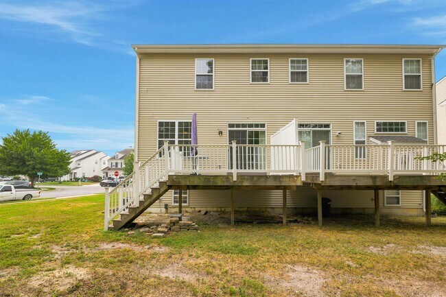 Building Photo - 64 Meadow Cir