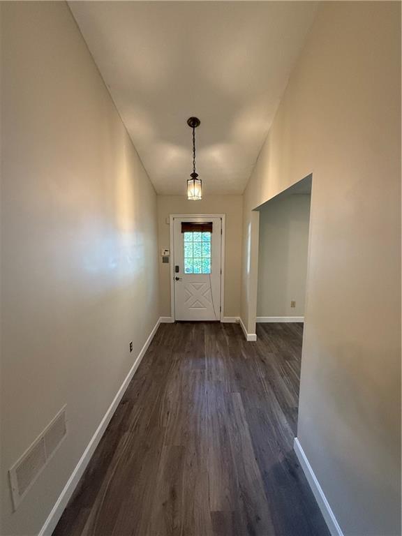 Building Photo - 520 Cranberry Pl
