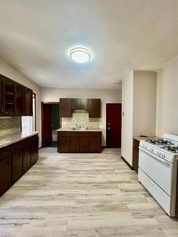 Building Photo - 417-419-419 Ferry St