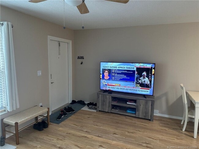 Building Photo - 2929 SE Ocean Blvd