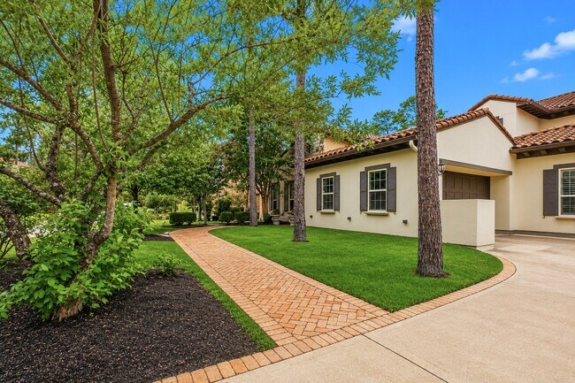 Building Photo - 2 Marin Creek Pl