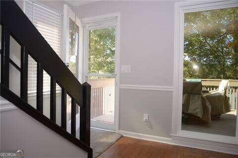 Building Photo - 8712 Lake Dr SW