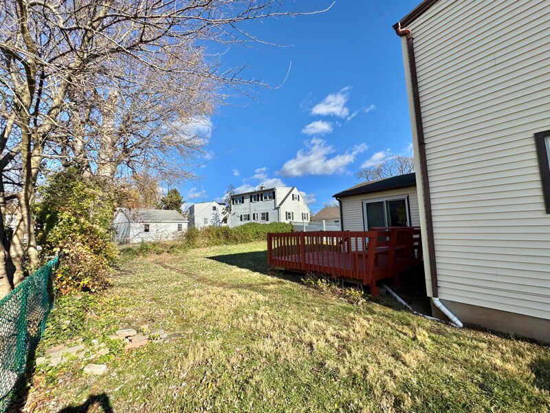 Building Photo - 3 Seymour Ave