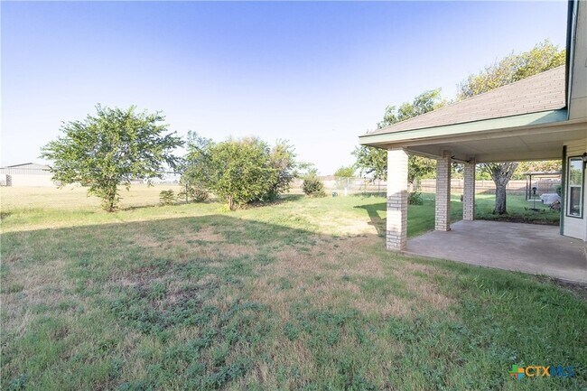 Building Photo - 4514 Hondo Dr