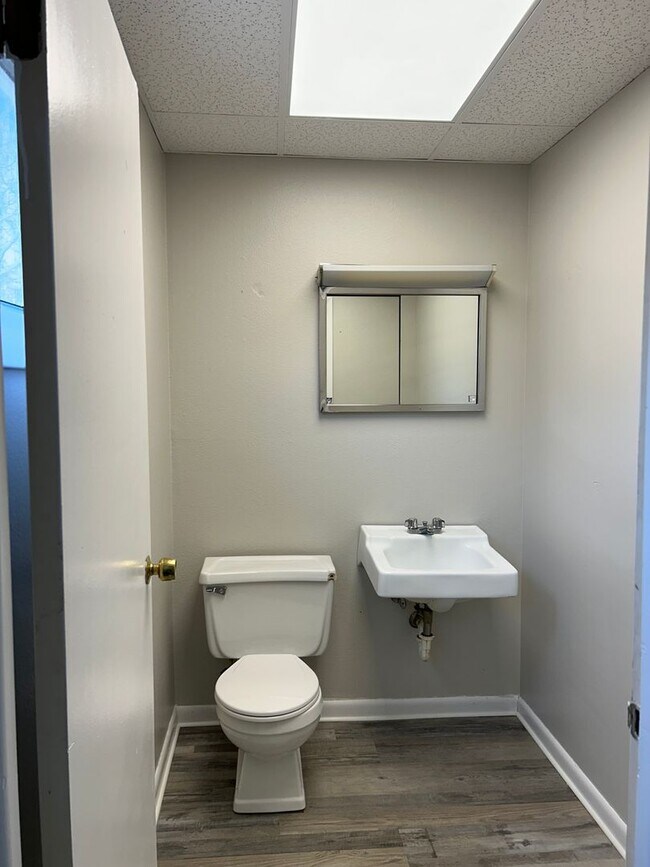 Building Photo - 153 W Seneca St