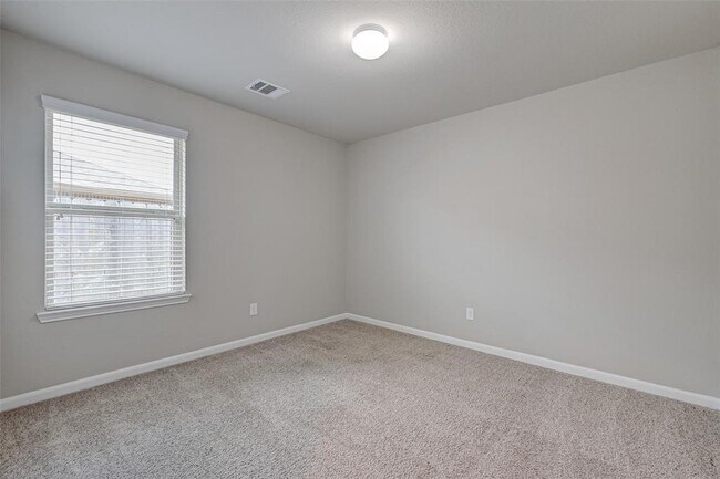 Building Photo - 2206 Mirror Ridge Ct