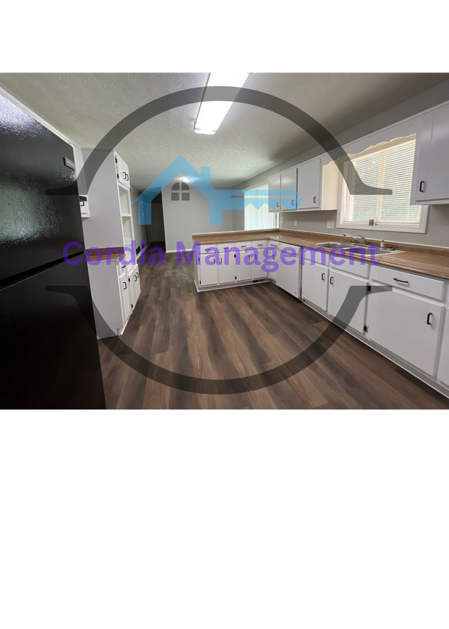 Building Photo - The Grand Avenue 4 Bedroom For Rent in Ellenwood