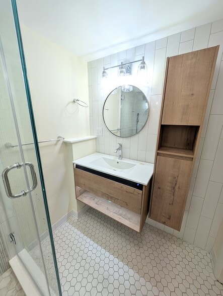 Building Photo - 41 Melville Ave