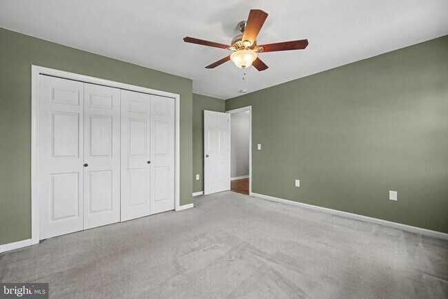 Building Photo - 335 Cindy Dr