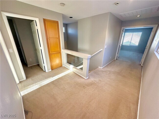 Building Photo - 7612 Glorietta Bay Ct