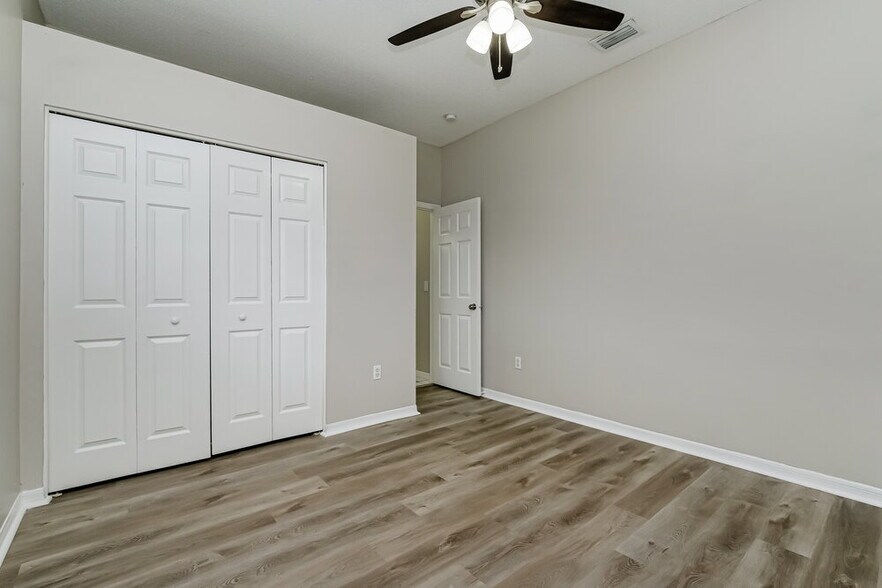 Building Photo - 1223 Alpine Lake Dr