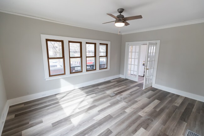 Building Photo - 1056 Watson St SW