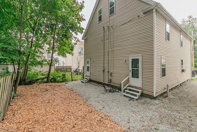 Building Photo - 3724 W 41st St