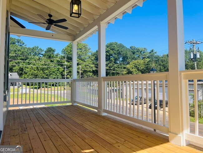 Building Photo - 105 Gardenia Ln