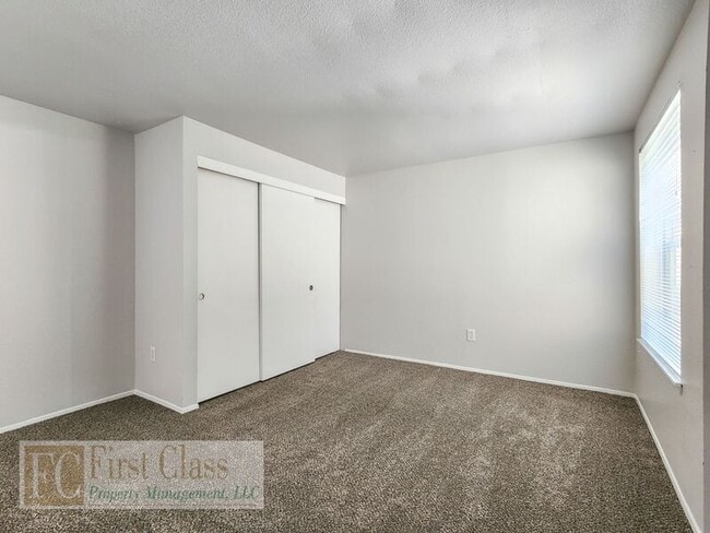 Building Photo - 1285 NW 183rd Ave