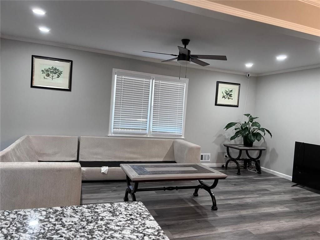 Building Photo - 356 Norhill Ct