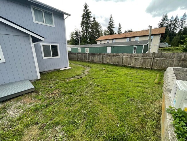 Building Photo - 2 Story Remodeled Single-Family Home in Po...