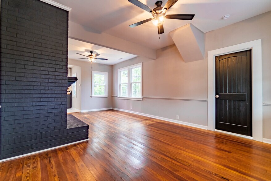 Building Photo - 3502 Oaklawn Blvd