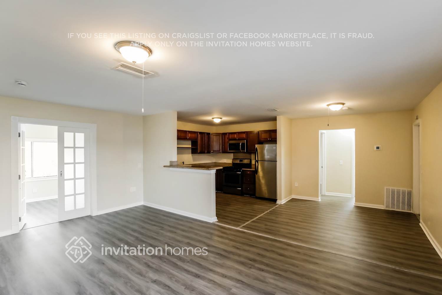 Building Photo - 11450 NW 35th Pl