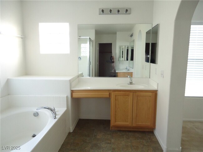 Building Photo - 9279 Sterling Hill Ave