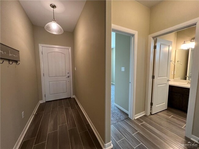 Building Photo - 32 Paseo De La Tranquilidad