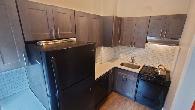 Building Photo - 5903 Greene St