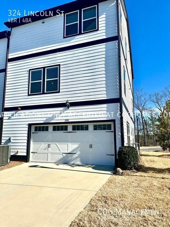 Building Photo - 324 Lincoln St