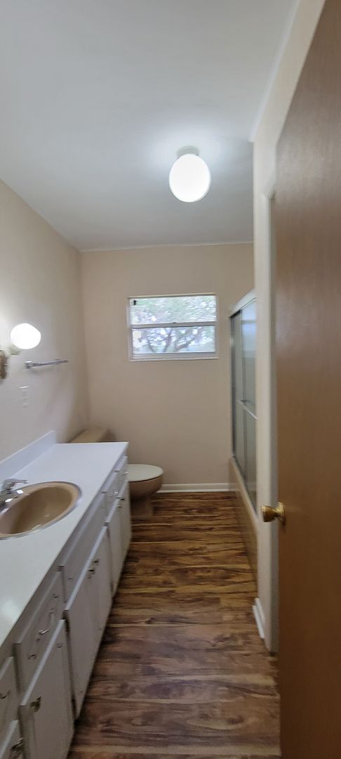 Building Photo - 141 SE 59th St