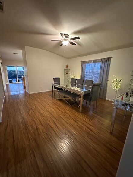 Building Photo - 10771 Arabian Ct