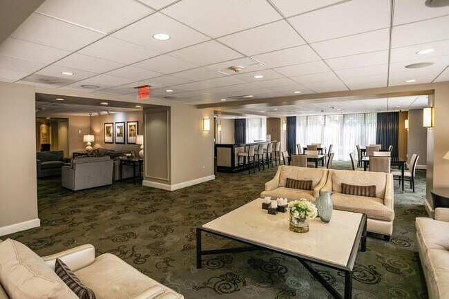 Building Photo - 4601 N Park Ave