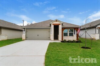 Building Photo - 13642 Paxton Blvd