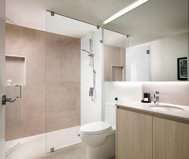 Building Photo - 161 Fairview Ave N