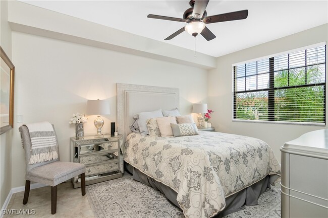 Building Photo - 12936 Violino Ln