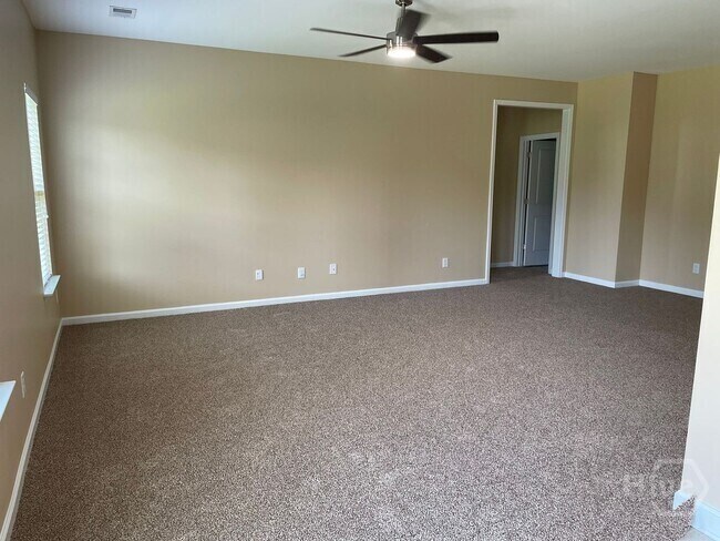 Building Photo - 495 Stonebridge Cir