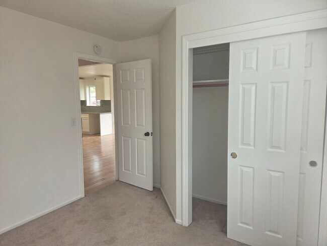 Building Photo - 745 Monte Carlo Dr